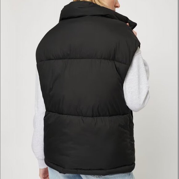 Dynamite Black Oversized Quilted Puffer Vest - Picture 2 of 10